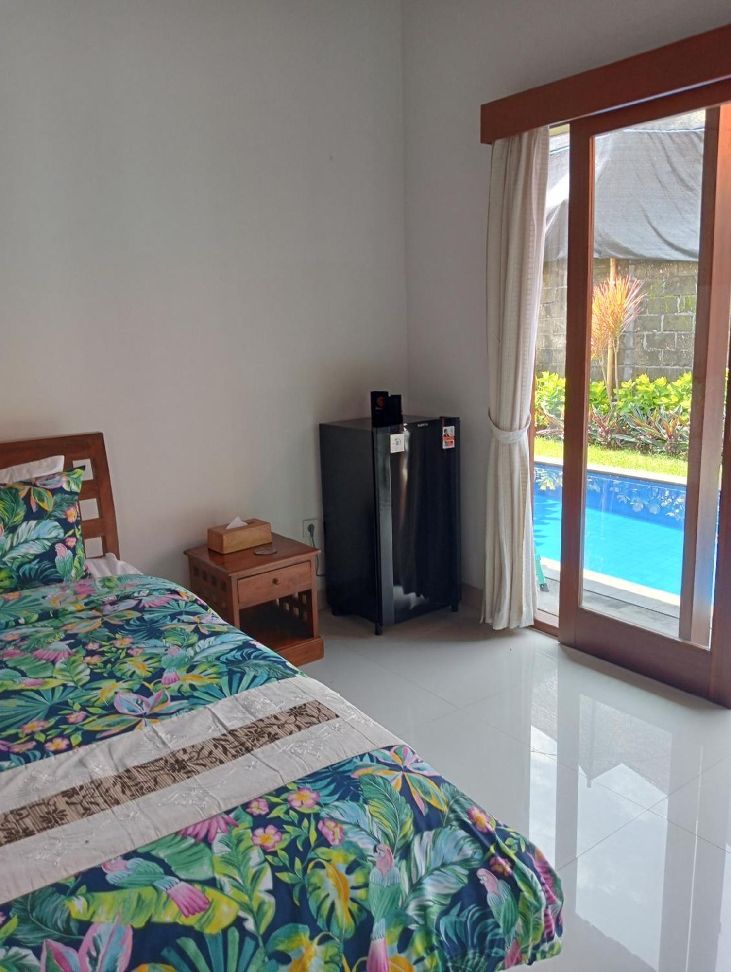 Pondok Indah Villa Ujung Eksteriør billede