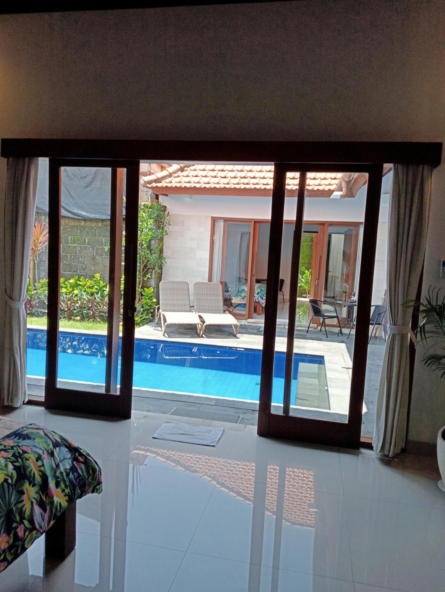 Pondok Indah Villa Ujung Eksteriør billede