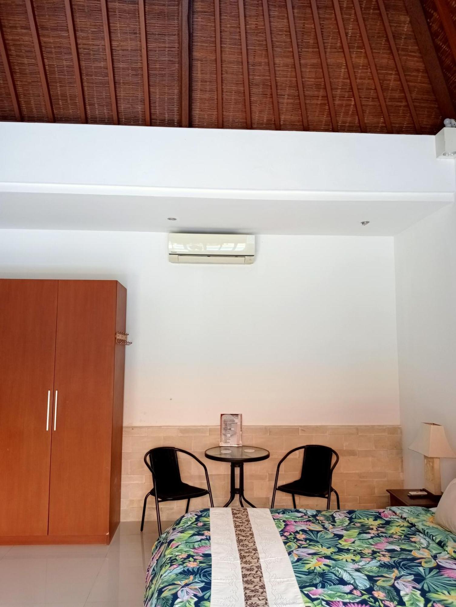 Pondok Indah Villa Ujung Eksteriør billede